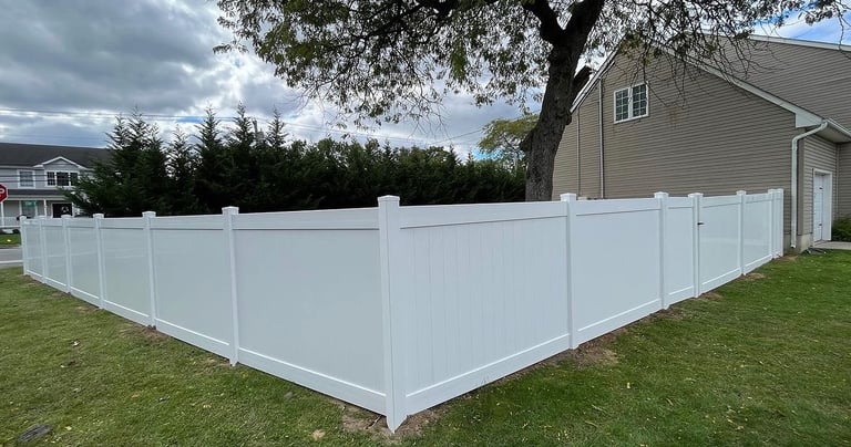 vinyl fence