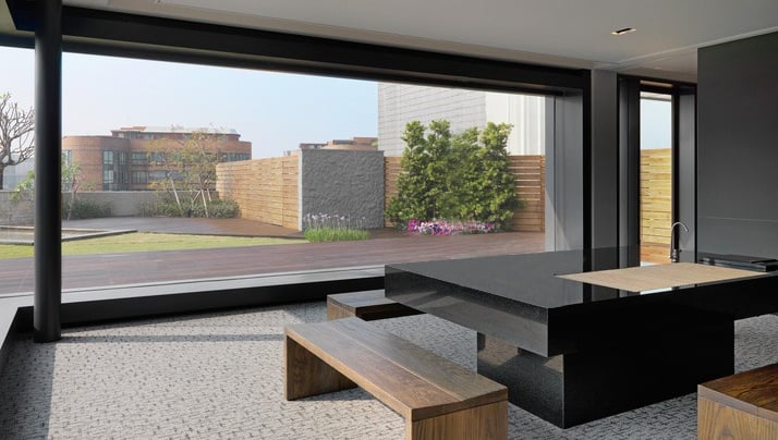 Ismanioji plevele Smart film Lietuvoje