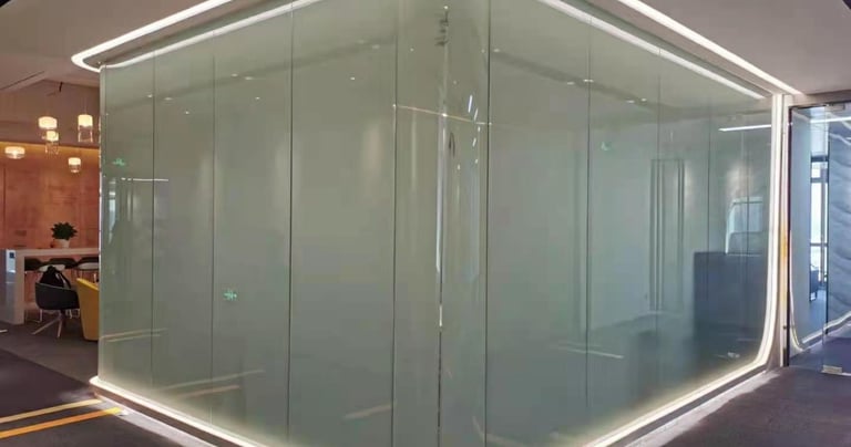 Ismanioji plevele Smart film