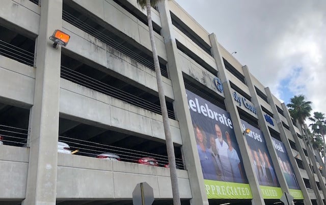 HOSPITAL PARKING GARAGE PRESSURE CLEANING