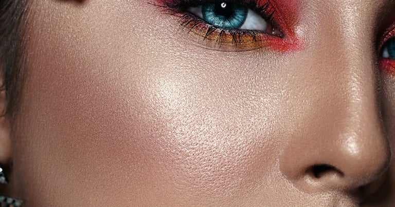 kosmetikausbildung-in-bayern Kosmetikausbildung Nageldesign Fußpflege Wimpernstylist Wimpern