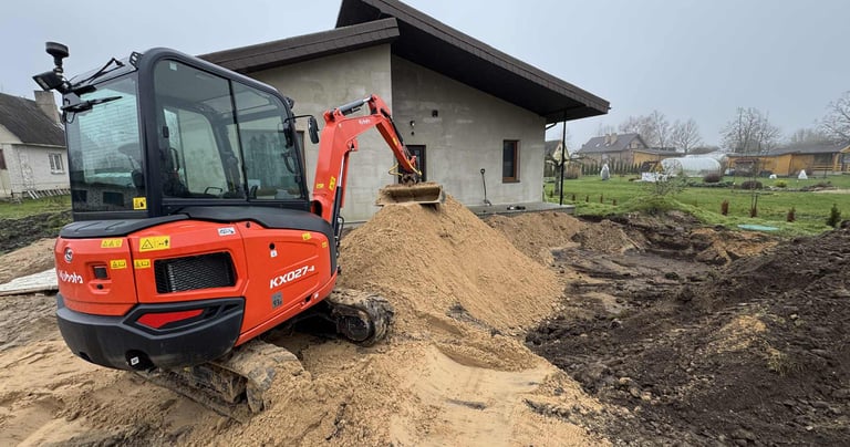 augalinio, juodzemio nukasimas, pagrindo irengimui, ivaziavimo irengimui, trinkelems