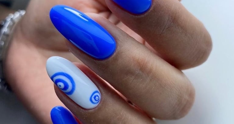 Priauginti dvispalviai nagai