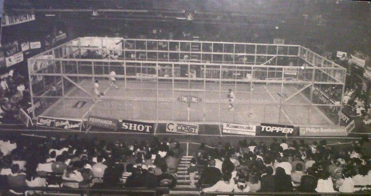 padelvibes.co.uk, picture of first glass padel court