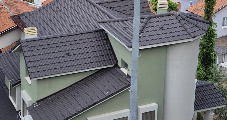 çatı ustasının başarısı villa çatı yapımı kiremit döşeme işçiliğimiz