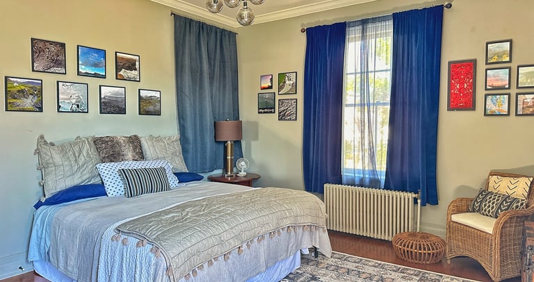 king size bed 2123 rivermont apartments