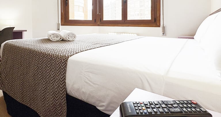 Habitación doble cómoda y moderna en Berceo Rooms, Logroño