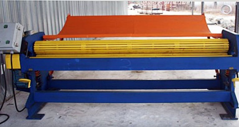 semi automatic wire mesh roller for manhole cages