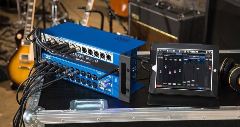 Console Soundcraft Ui24 (24 pistes)