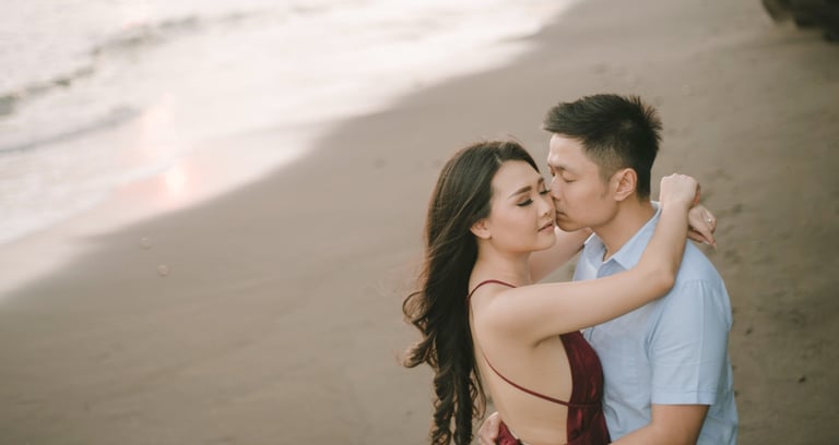 Putri Sanjaya couple session at Nyanyi Beach during sunset in Bali