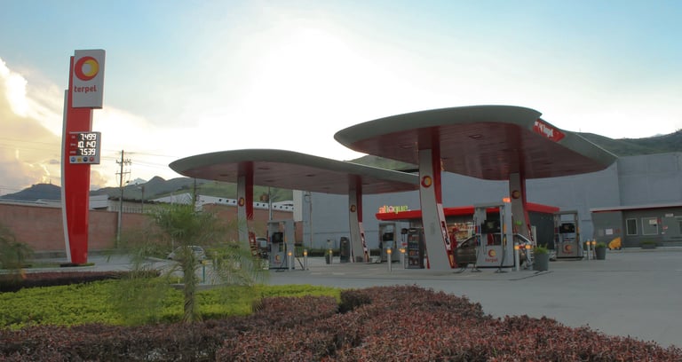 Construccion de estaciones de servicio obras civiles y electricas 
