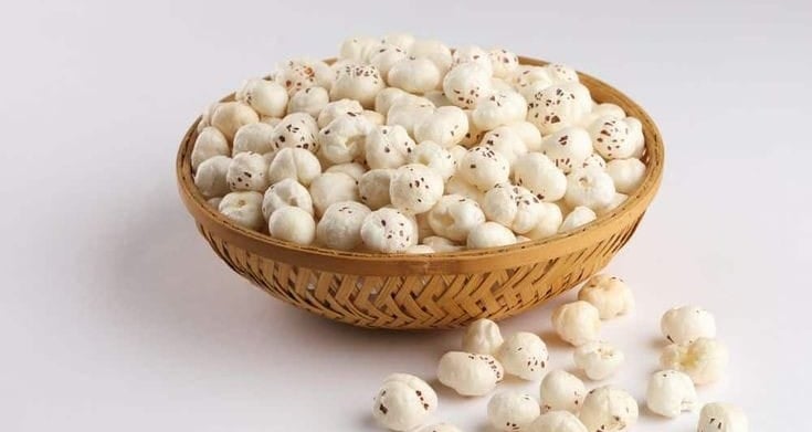 Nutritious and crunchy foxnuts sourced from the best farms.