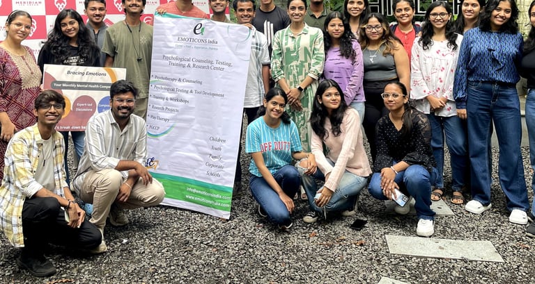 group photo of Bracingemotions community