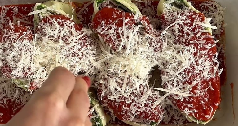 Spolvera con Parmigiano Reggiano