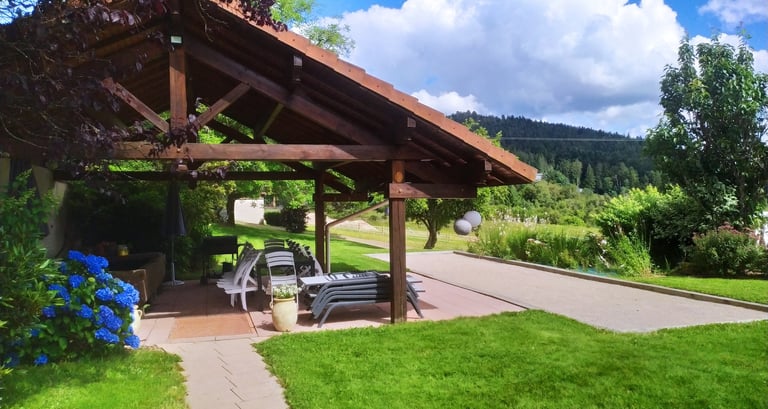 Auvent avec table et chaises