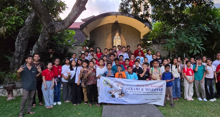 Seminari Menengah Roh Kudus Tuka