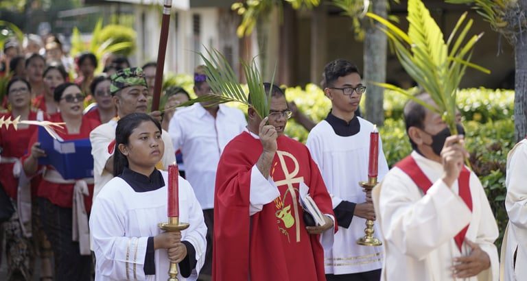 Romo Gabriel Perayaan Minggu palma 2024