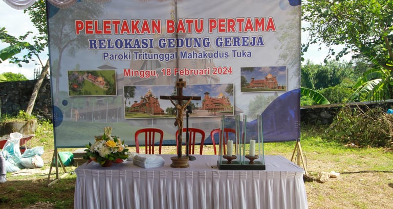 PELETAKAN BATU PERTAMA RELOKASI GEDUNG GEREJA PAROKI