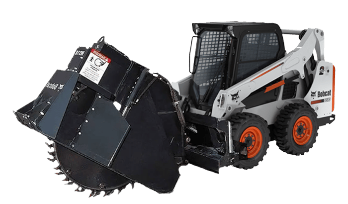 Mini Carregadeira com implemento valetadeira de asfalto