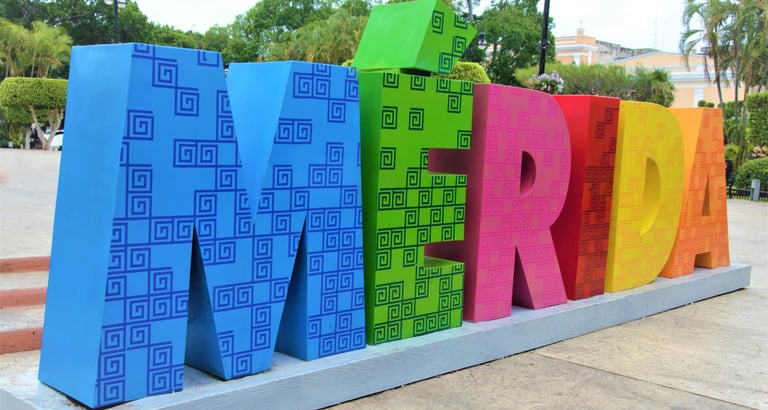 a colorful sign that says'merrime '