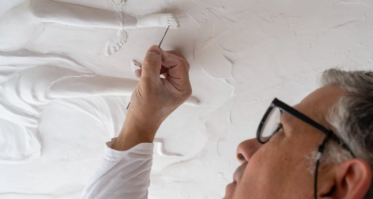 Ornamenten plafond restaureren