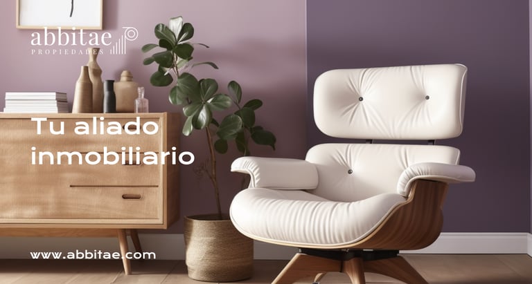 Una silla con una planta en el medio.