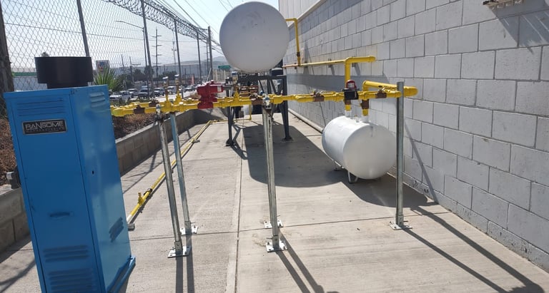 Vaporizador Ransome 80 galones, conectado a Tanque Estacionario de 5000 litros
