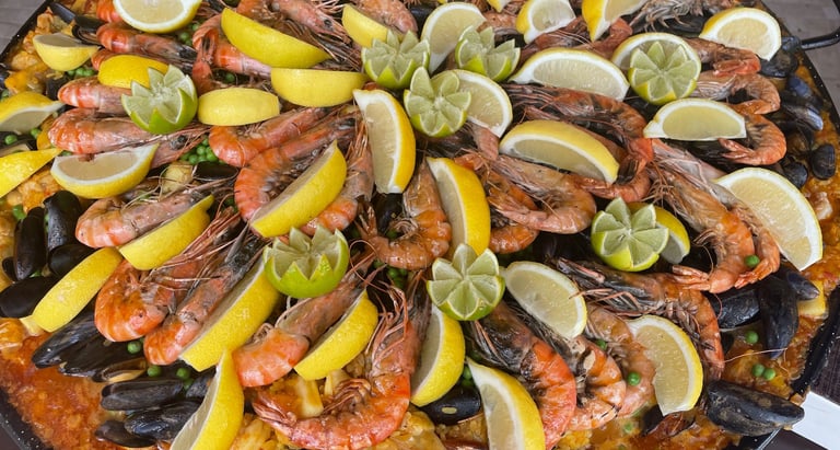 Paëlla fruits de mer et volaille