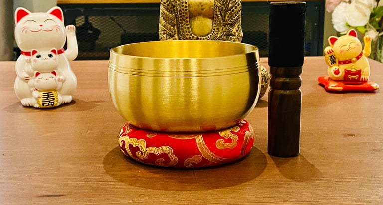 bol tibetain sur coussin - le loup et le hibou