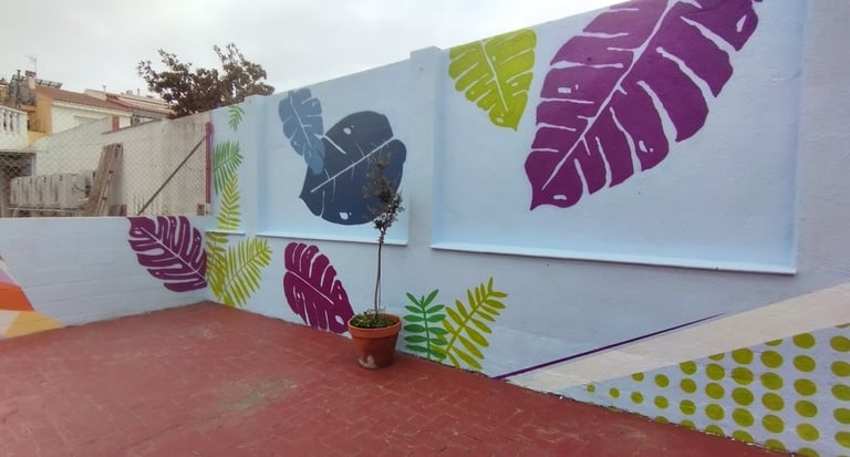 graffiti mural escuela plantas hojas colores