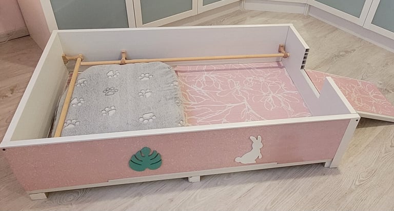 Nid de mise bas pour bébés Schnauzers nains