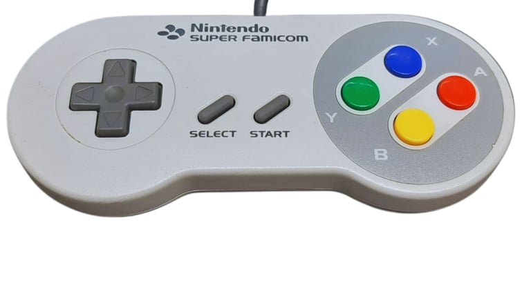 Controle oficial do Super Famicom com botões A, B, X, Y — não ABCD