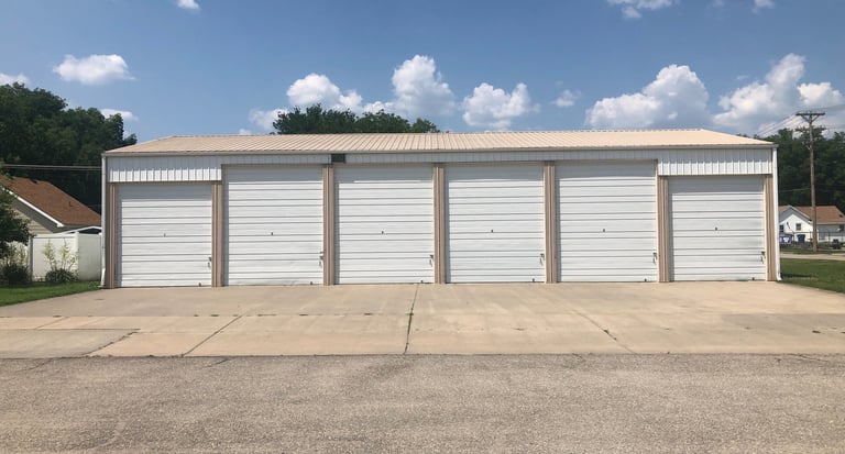large self storage unit building in Junction City