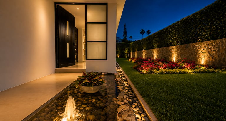 Entrada de Casa Campestre Contemporánea en Cerritos Pereira