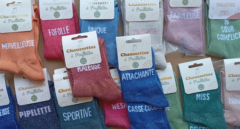 Chaussettes paillettes : "merveilleuse", "fofolle", "unique", "parfaite", "fabuleuse", "wesh"...