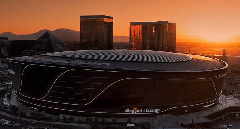 Allegiant Stadium ao Pôr do Sol