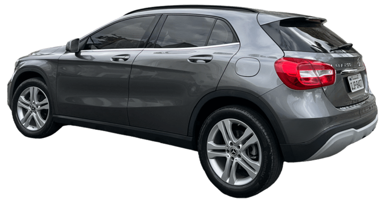 Mercedes Benz GLA 200 cinza, premium
