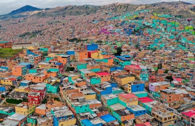 Ciudad Bolívar casa taller manos doradas