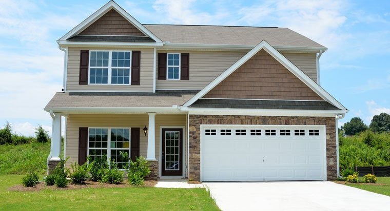 Roof wash house washing Risks of Not Keeping Up With Property Maintenance