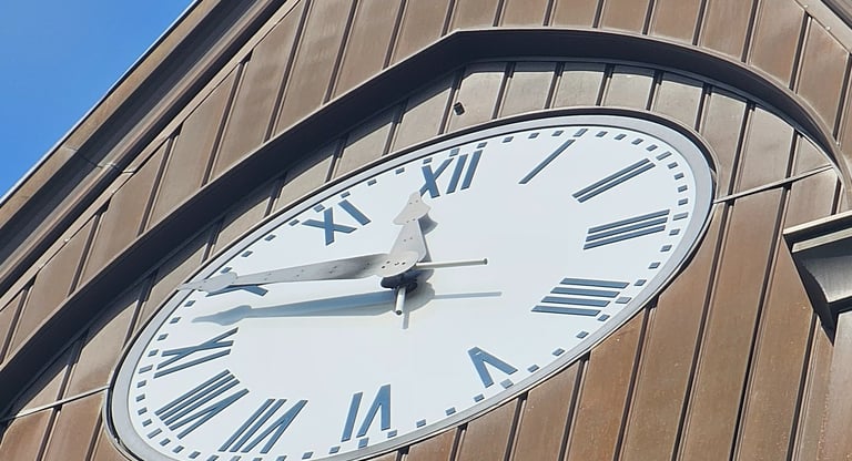 tower clock  hpptps://www.carillonbells.com