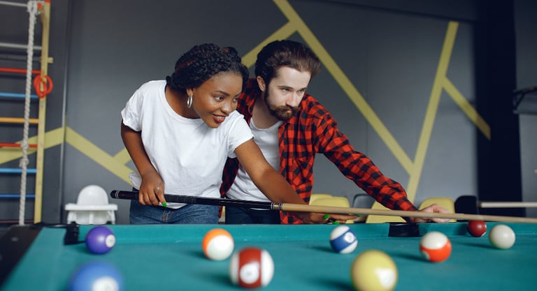 Assemblage et déménagement de table de billard à Anjou – Transport et installation spécialisés 