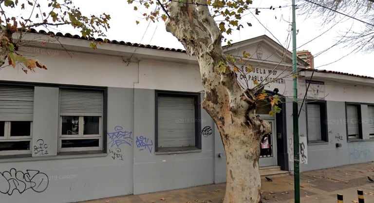 Escuela N°37, Temperley