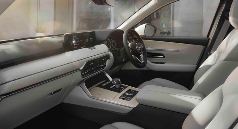 SUV Mazda Perjalanan Jauh