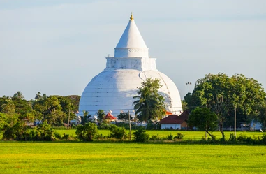 Tissamaharama temple