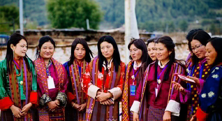 Bhutanese-women-folk-dancers-at-Jambay-Lhakhang-Drub-Festival