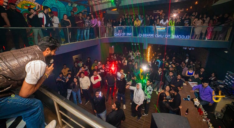 Singga at Cafe UNderpass