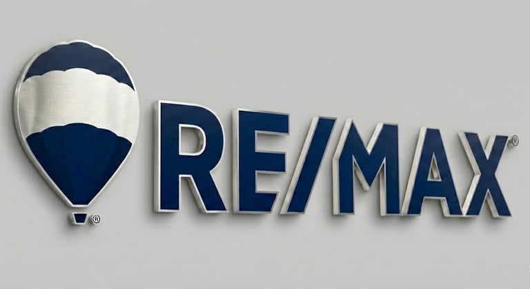 Logotipo RE/MAX Amanecer-Garantía y respaldo internacional para inversiones inmobiliarias en Benissa