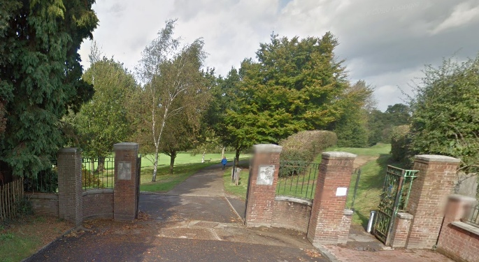 Hilbert Recreation Ground Entrance, Tunbridge Wells TN2 3SF