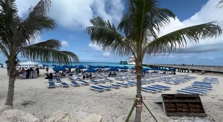 Bimini Public Beach at the Cruise Port