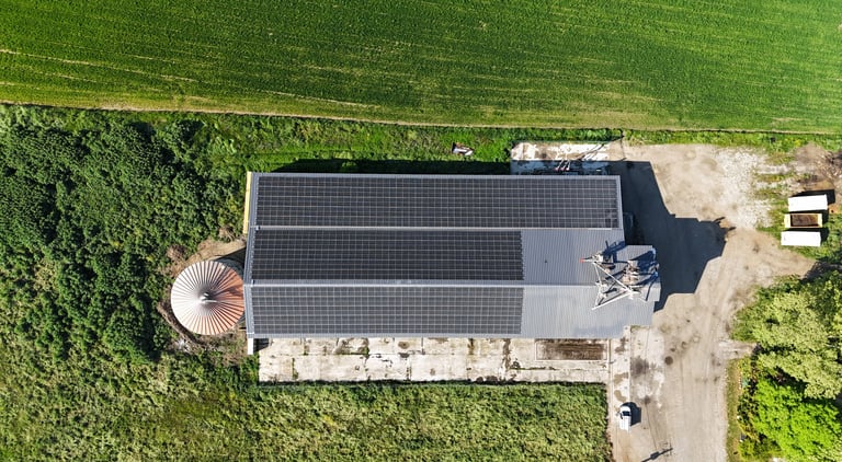 centrale photovoltaïque sur toitures en revente totale 